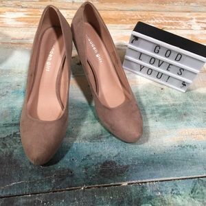 Madden Girl heels size 8.5